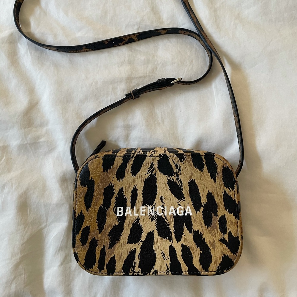 Balenciaga XS Everyday Leather Camera Bag